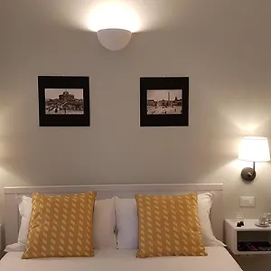 Bed & Breakfast Roman, Rome