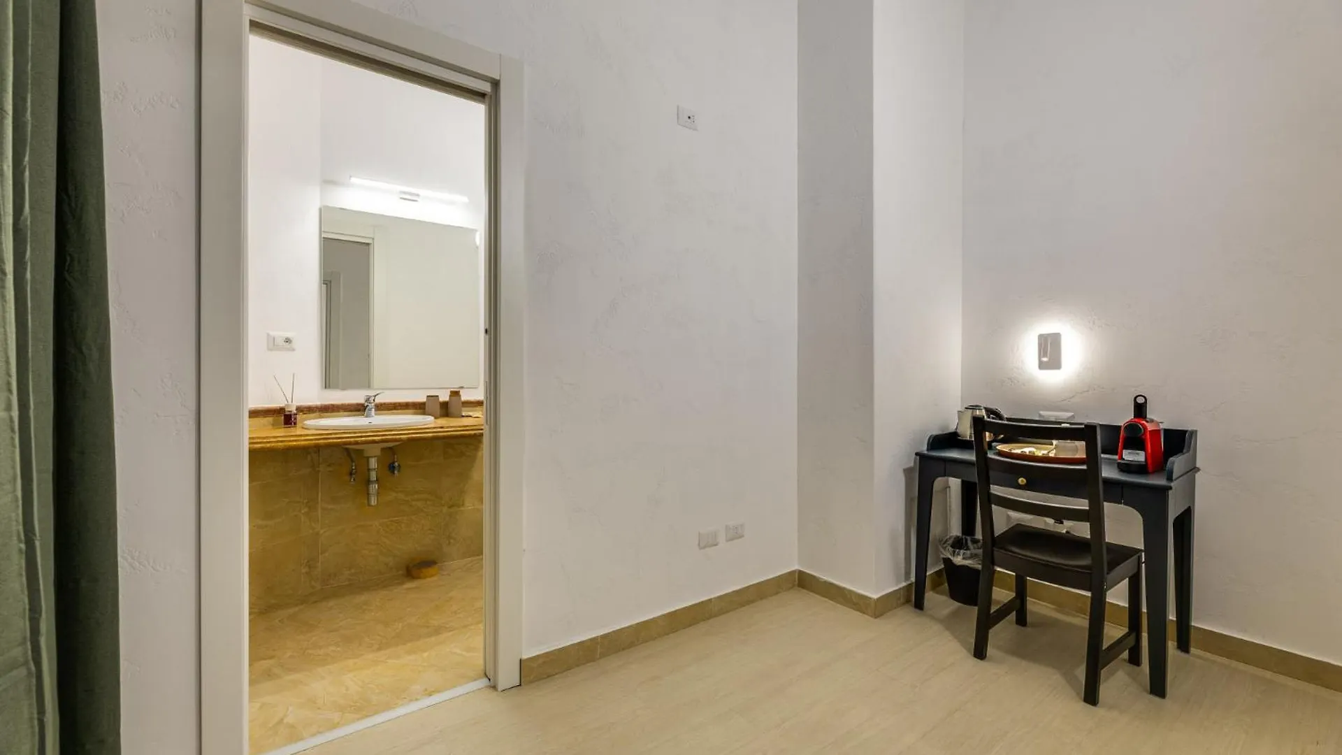 Bed & Breakfast Via Veneto - Dolce Vita Alcova Roma